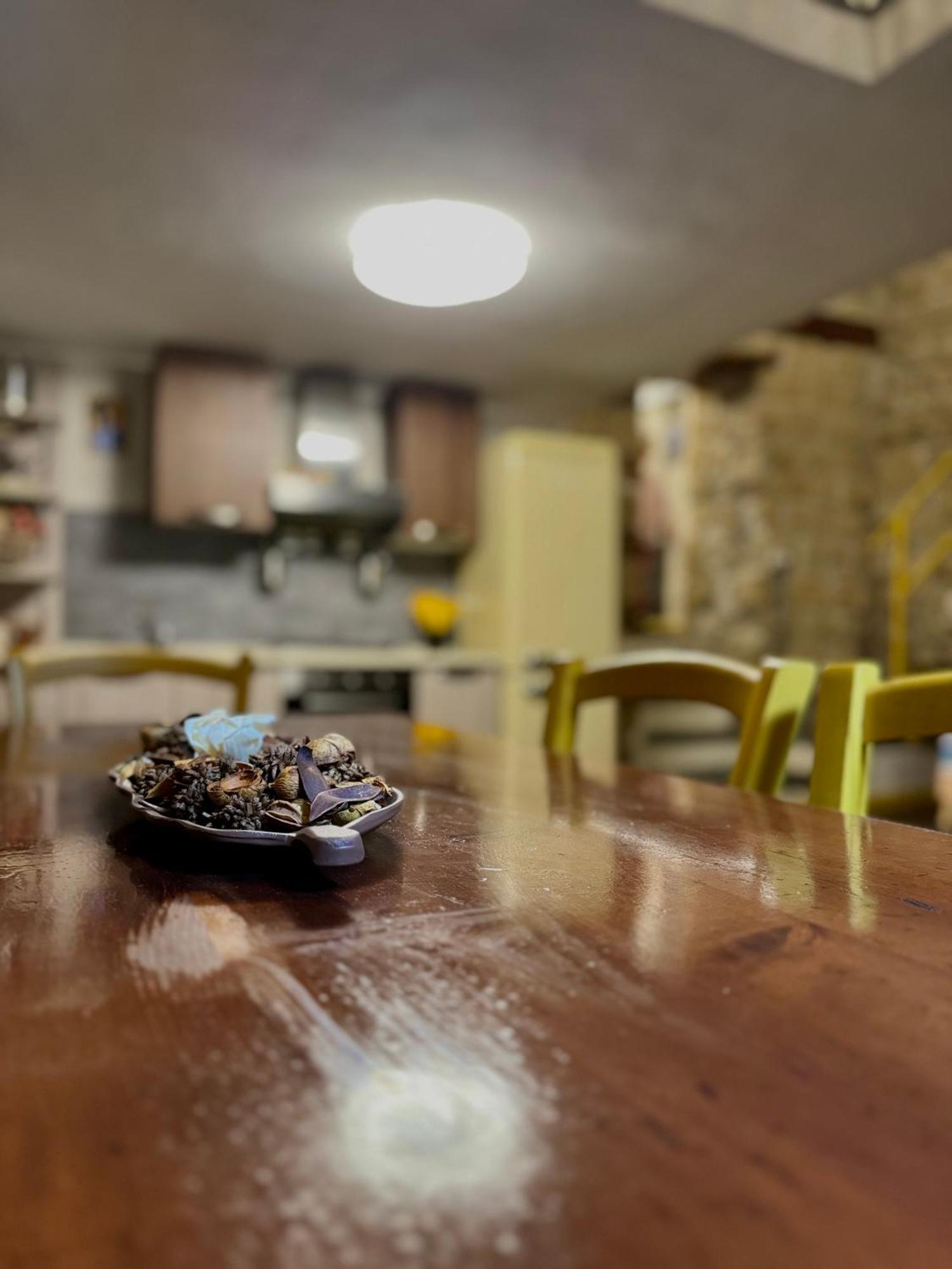 Carlito'S House- Un'Intera Casa Al Centro Storico Apartment เนเปิลส์ ภายนอก รูปภาพ