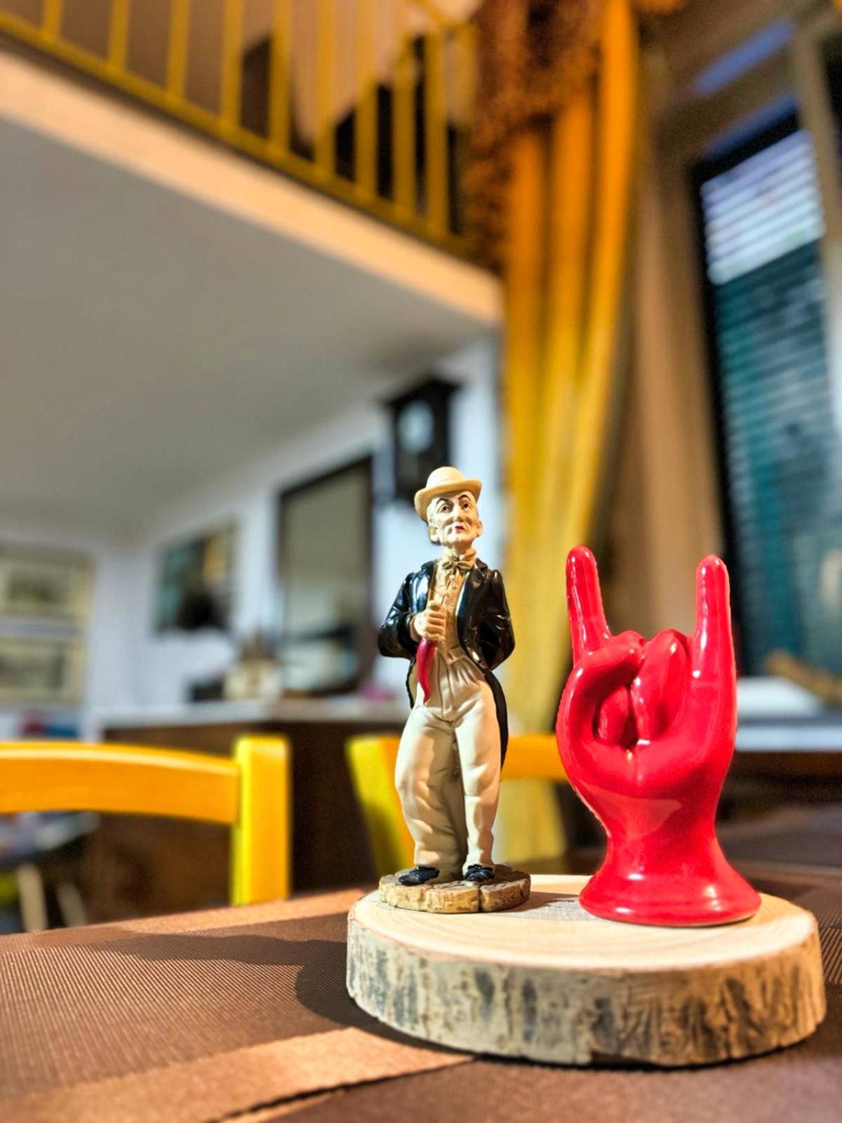 Carlito'S House- Un'Intera Casa Al Centro Storico Apartment เนเปิลส์ ภายนอก รูปภาพ