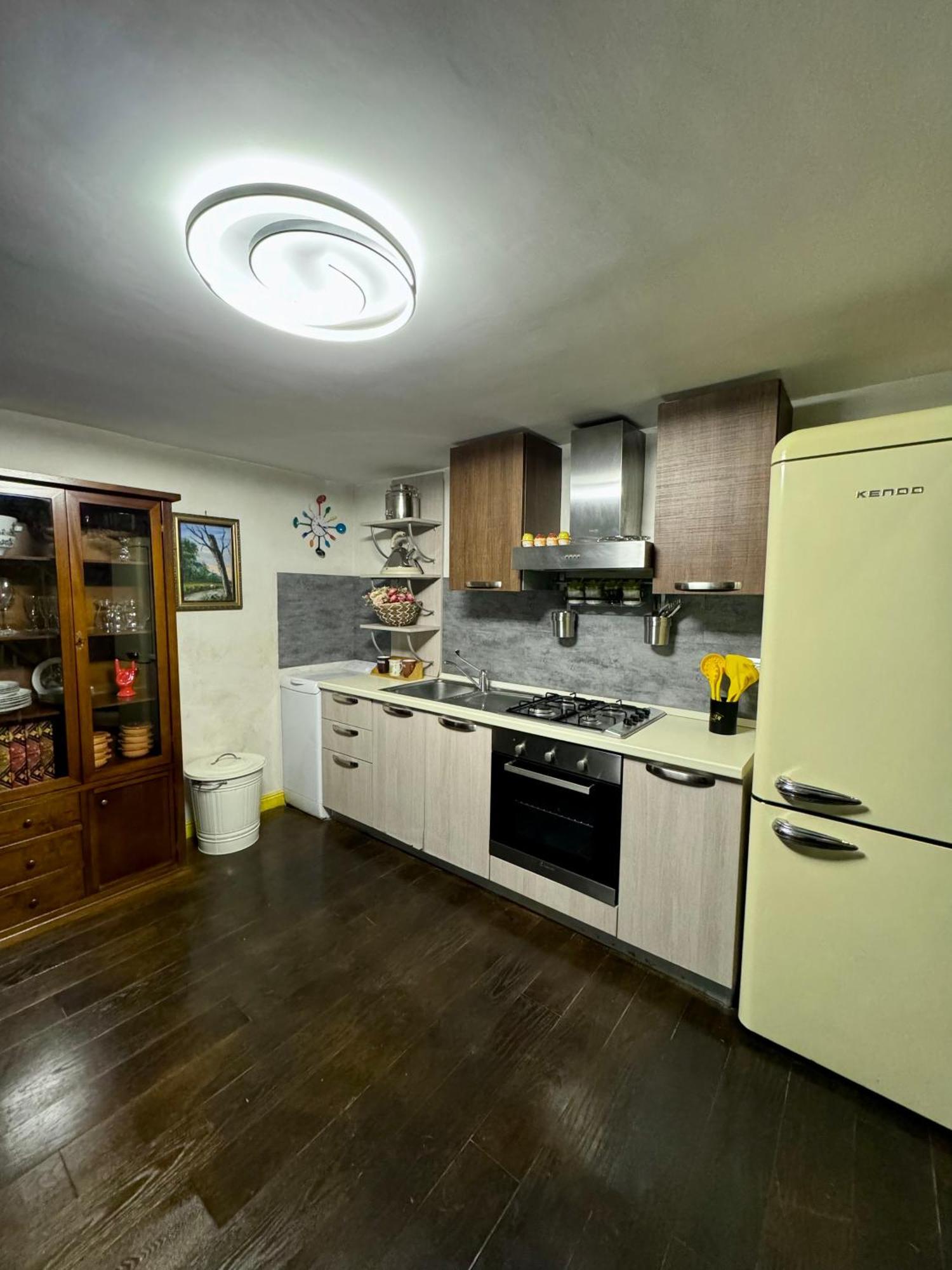 Carlito'S House- Un'Intera Casa Al Centro Storico Apartment เนเปิลส์ ภายนอก รูปภาพ