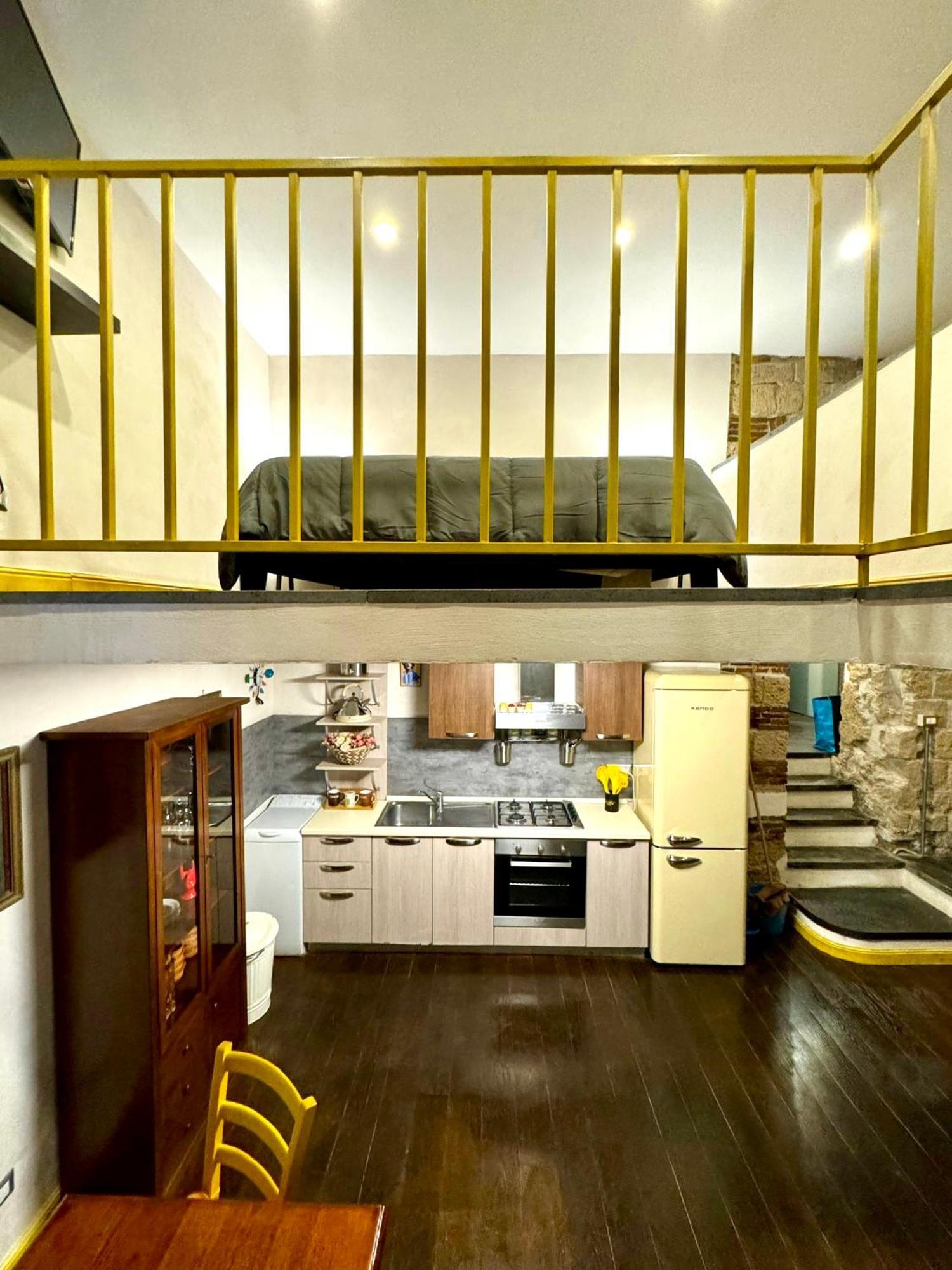 Carlito'S House- Un'Intera Casa Al Centro Storico Apartment เนเปิลส์ ภายนอก รูปภาพ